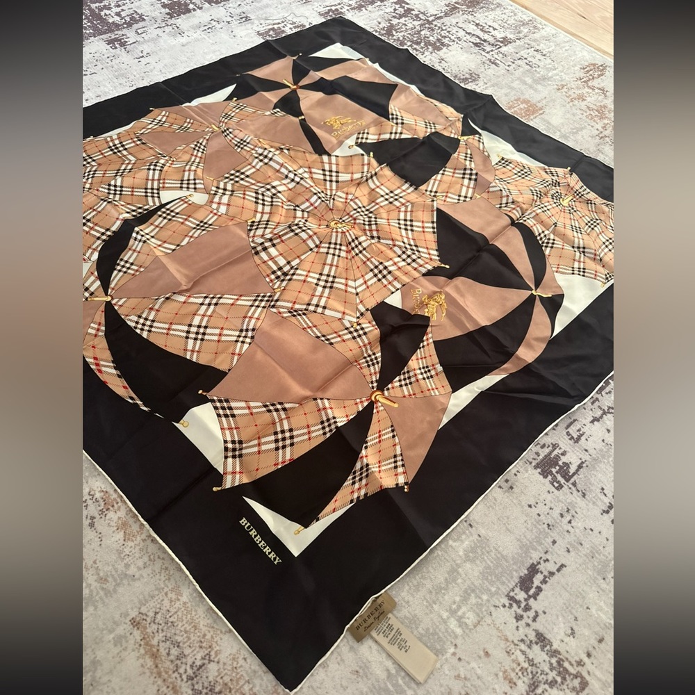 Burberry scarf